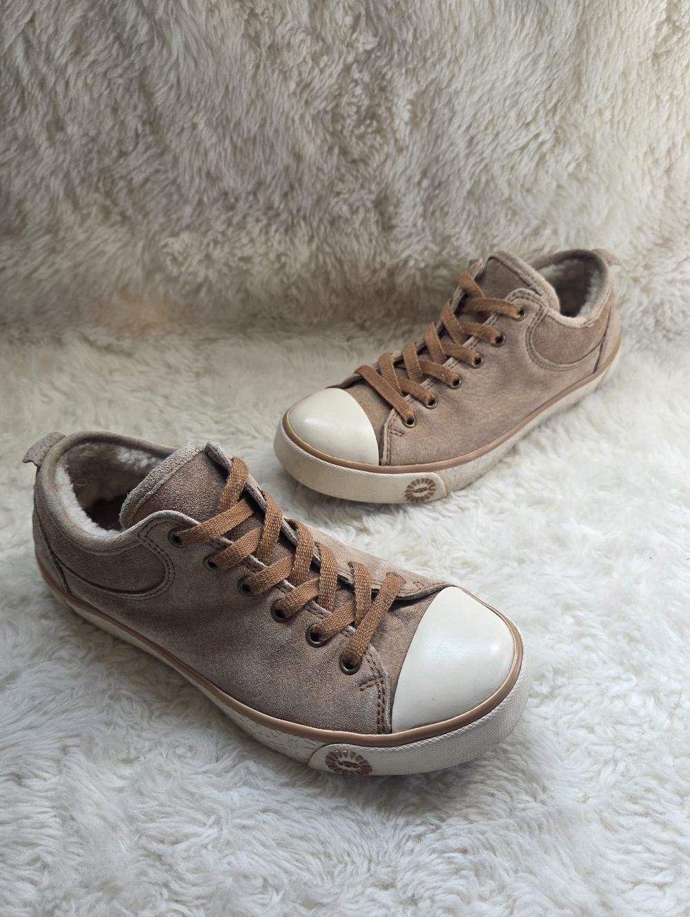 UGG Evera 1888 Chestnut Suede Shearling Lined Sneakers Shoes Women's Size 5.5
